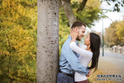 小僵尸动漫人妻无码一区页二区页三页，萌动的灵异世界，解锁童趣新视角